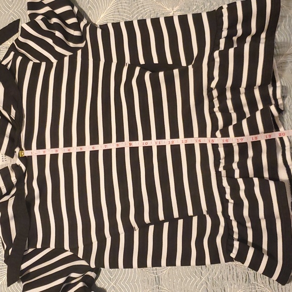 Kate♠️Spade Fleece Stripe Ruffle Pullover - Picture 10 of 14
